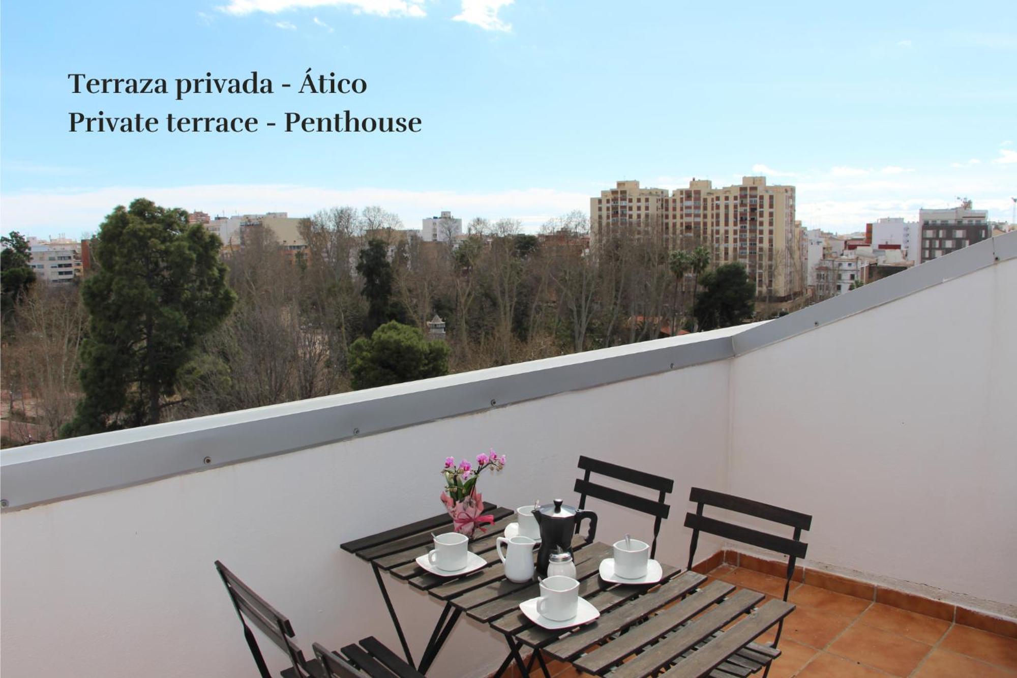 Apartamentos La Pergola Castellon Castellón de la Plana Kültér fotó