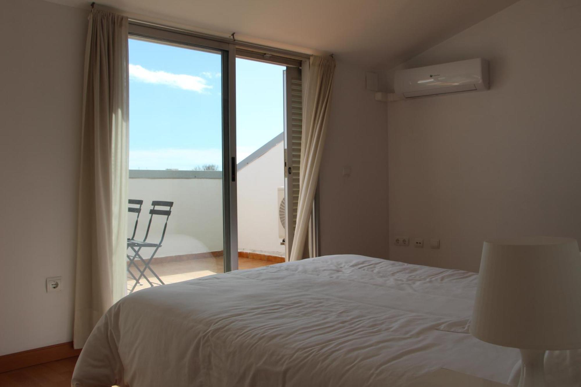 Apartamentos La Pergola Castellon Castellón de la Plana Szoba fotó