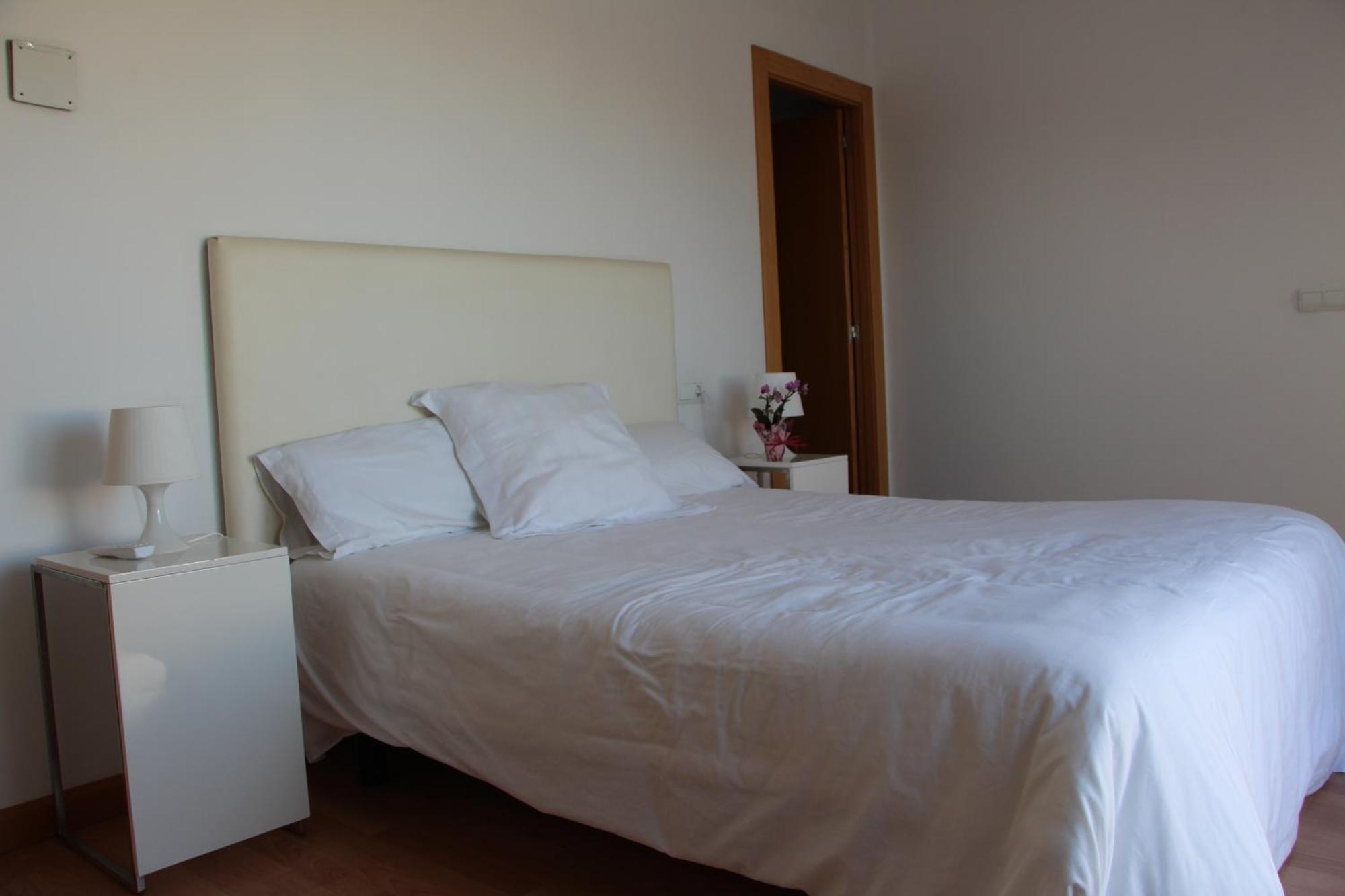 Apartamentos La Pergola Castellon Castellón de la Plana Szoba fotó