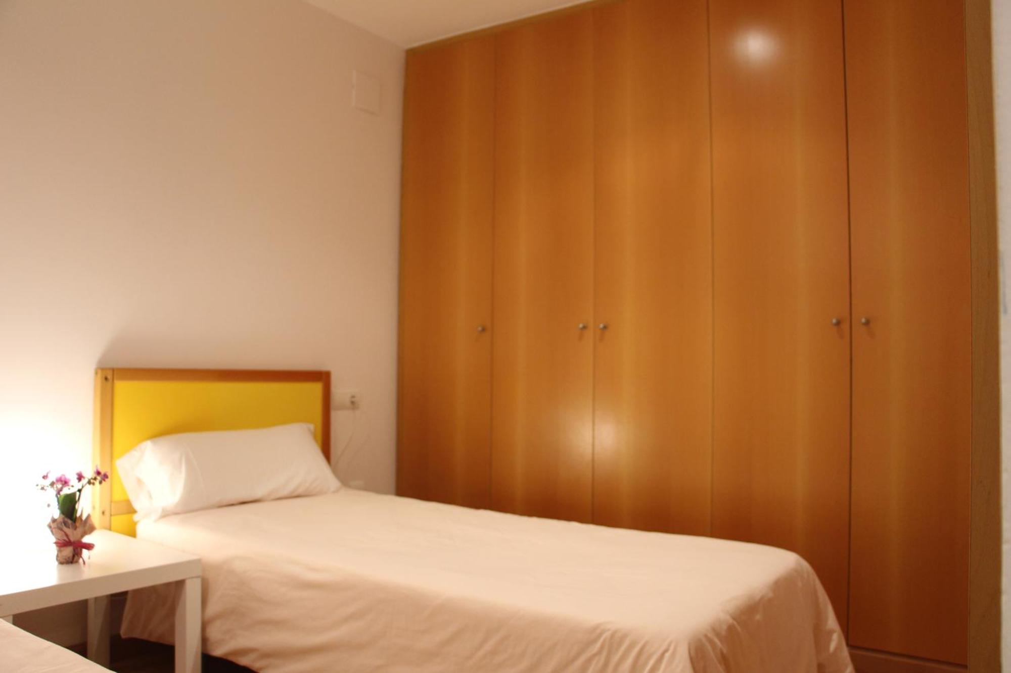 Apartamentos La Pergola Castellon Castellón de la Plana Szoba fotó