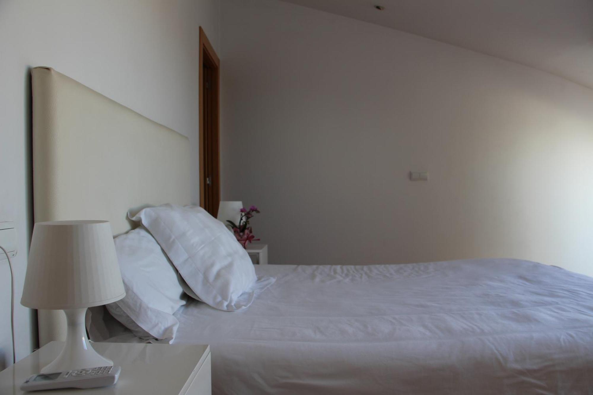 Apartamentos La Pergola Castellon Castellón de la Plana Szoba fotó